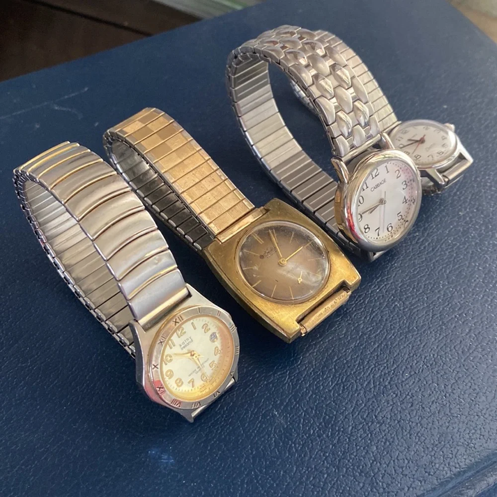Lot of 4 Watches Three Women One Mens Kathy Ireland•Timex Electric•Carriage•